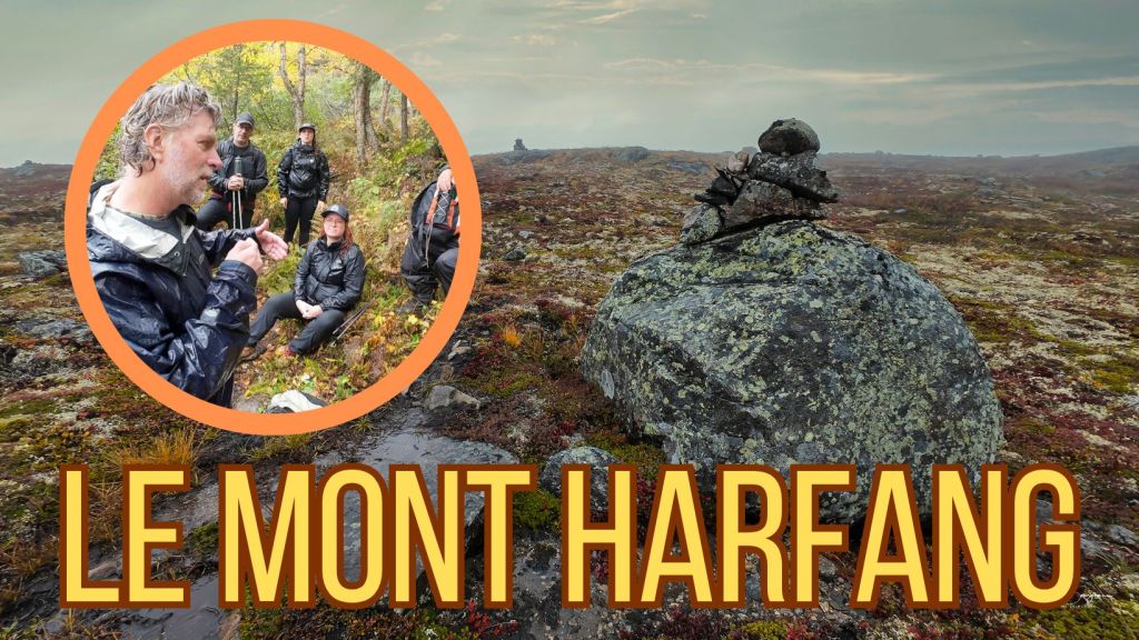 Ensemble, vers le sommet du mont&nbsp;Harfang